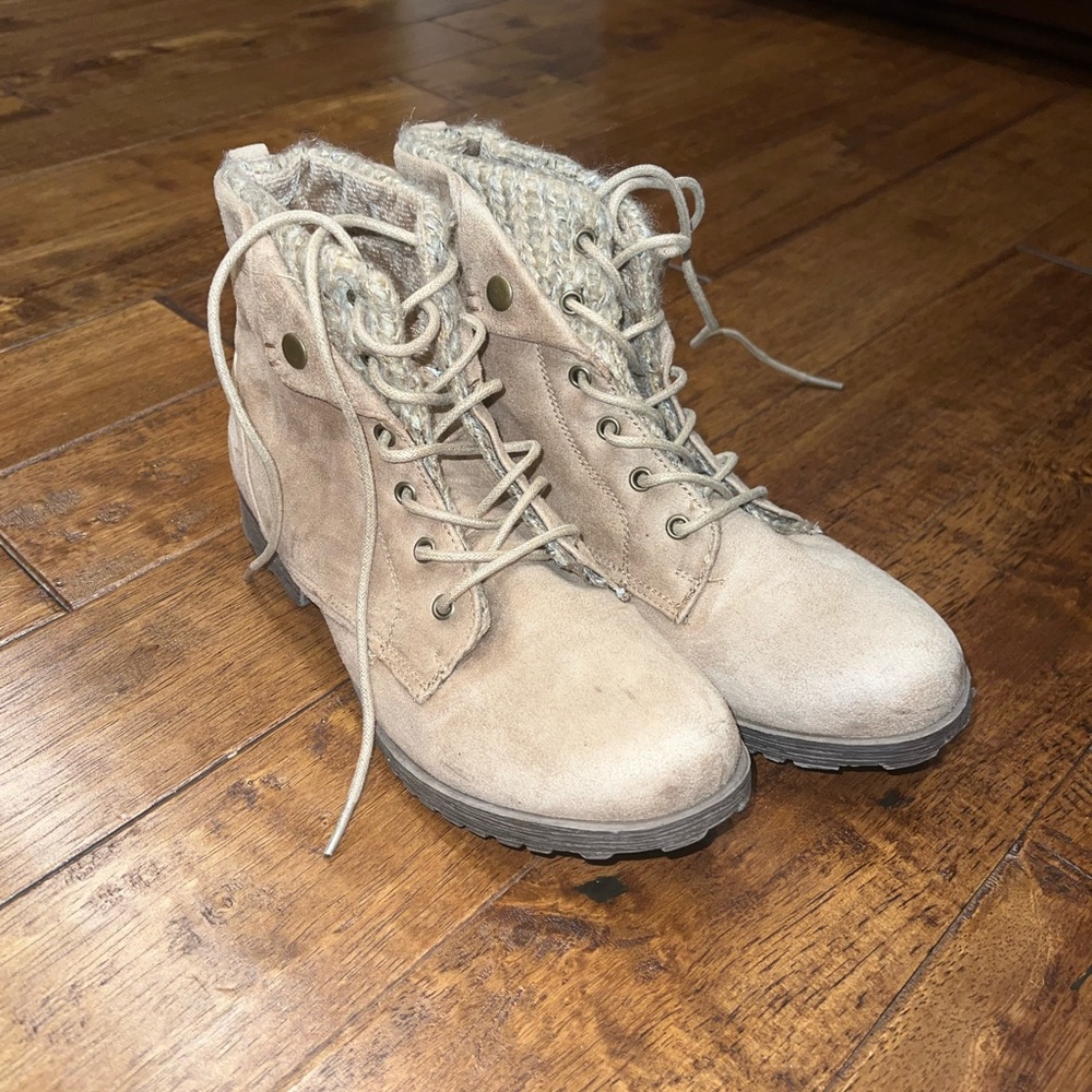 Rock & Candy boots. Women size 7.5.